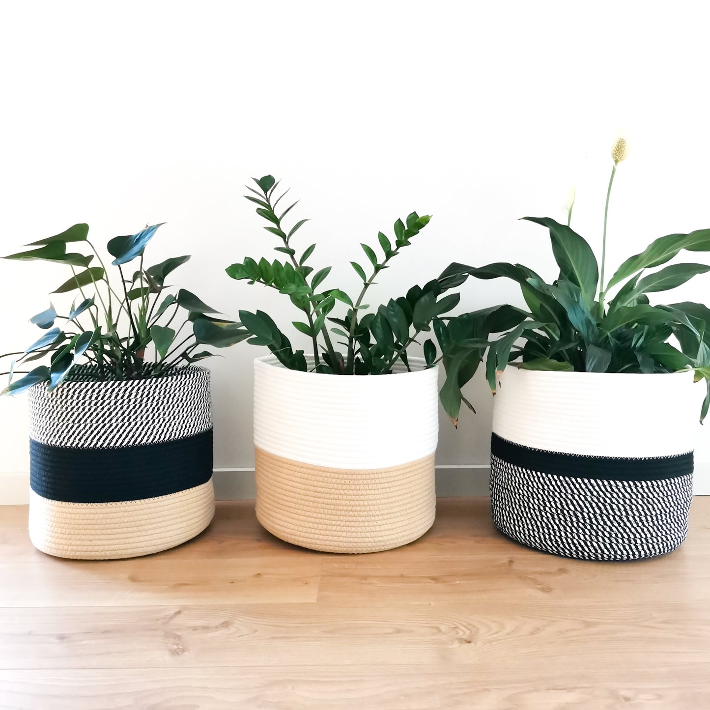 Jute & White Cotton Basket Plant Pot